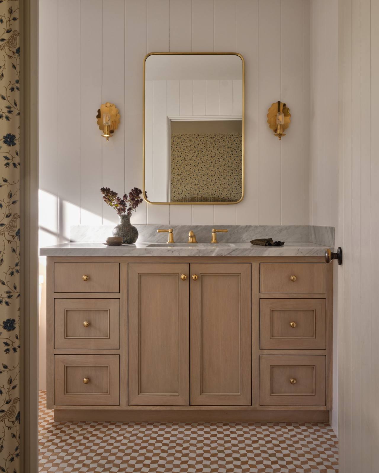 Master bedroom — Montecito Residence